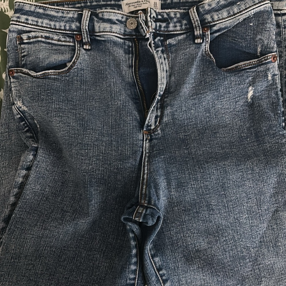 Abercrombie & Fitch The Super Skinny Ankle High Rise